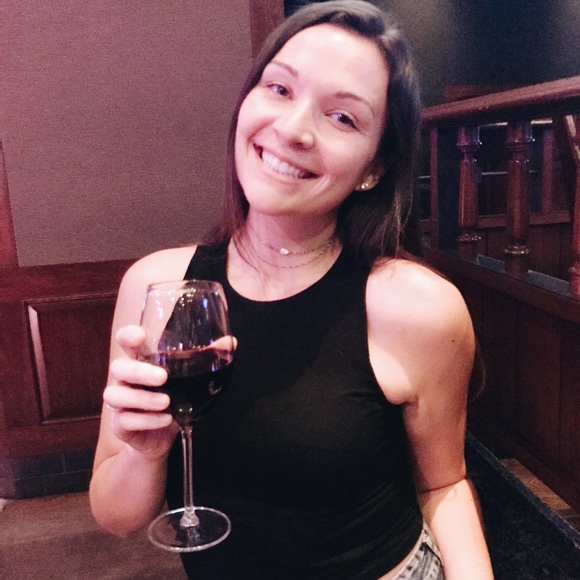 Meet your Posher, Theresa - Picture 1 of 1